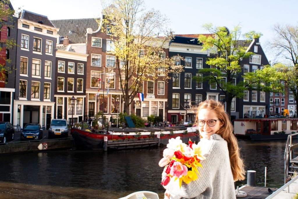 flower bouquet when travel Amsterdam, a great thing to do in Amsterdam