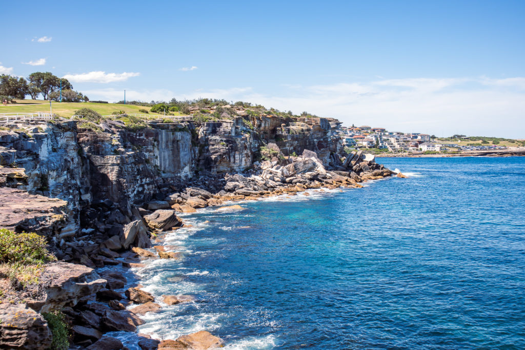 Bondi to Coogee walk: Dolphins point lookout