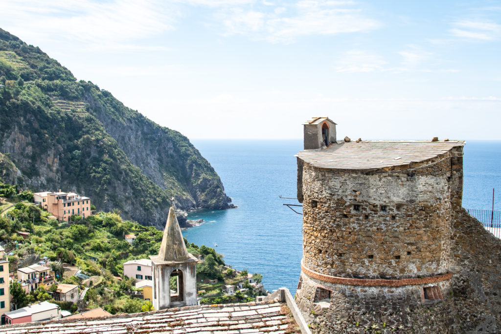 cinque terre ocean views of the castello in riomaggiore