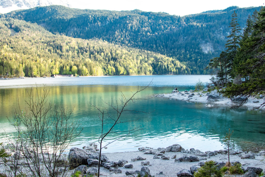 travel guide to Garmisch-Partenkirchen: Eibsee in the evening