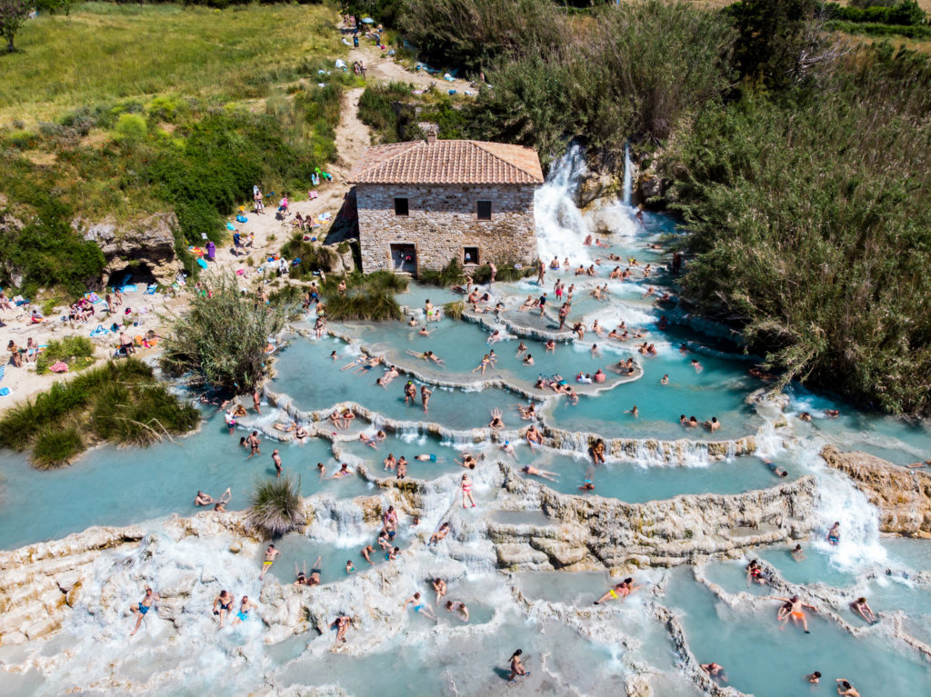 how to visit the hot springs in Saturnia