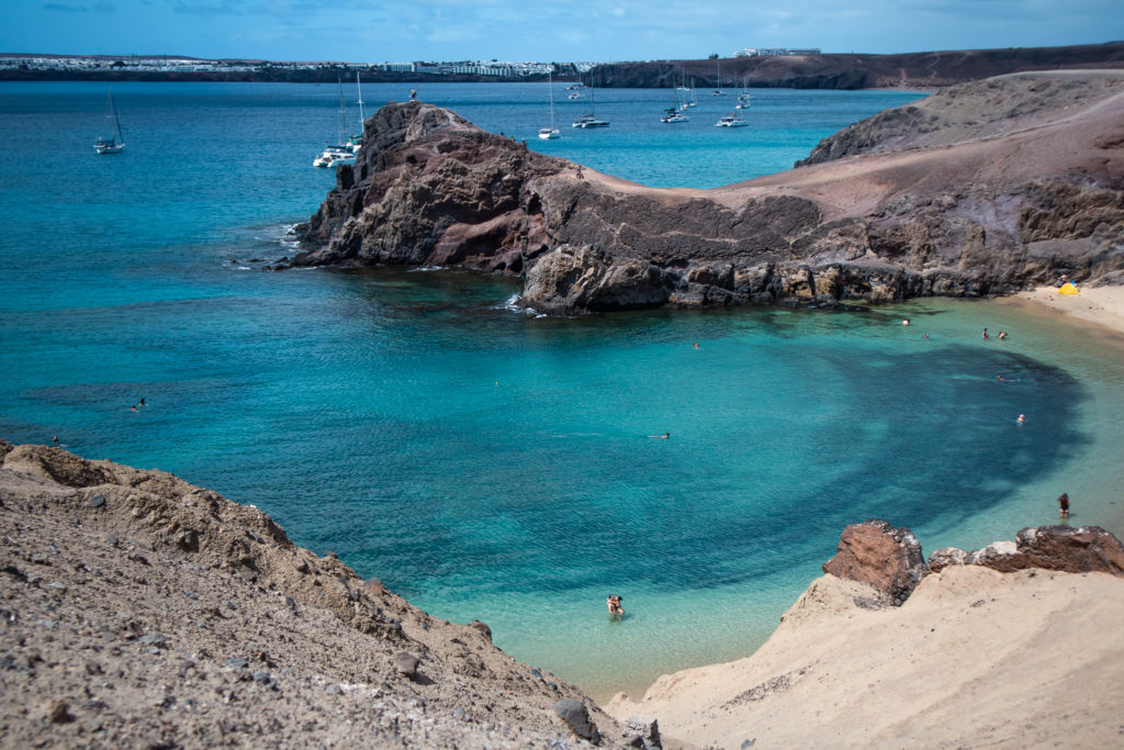 the best things to do in Lanzarote: playa papagayo viewpoint